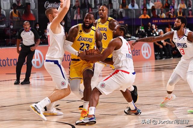 关键时刻完美攻防，詹姆斯永远是那个最值得信