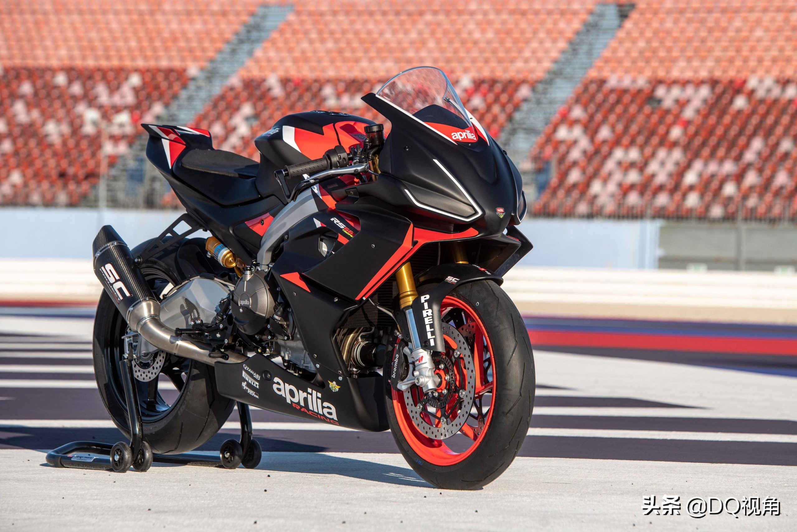 纯正赛道基因跑车阿普利亚rs660动力过百匹