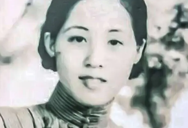 上海女老板幫助一落魄男青年，20載后再相遇，對(duì)方已成部隊(duì)司令