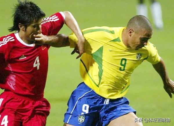 他号称中国卡洛斯，18年前转会费达1300万，31岁匆