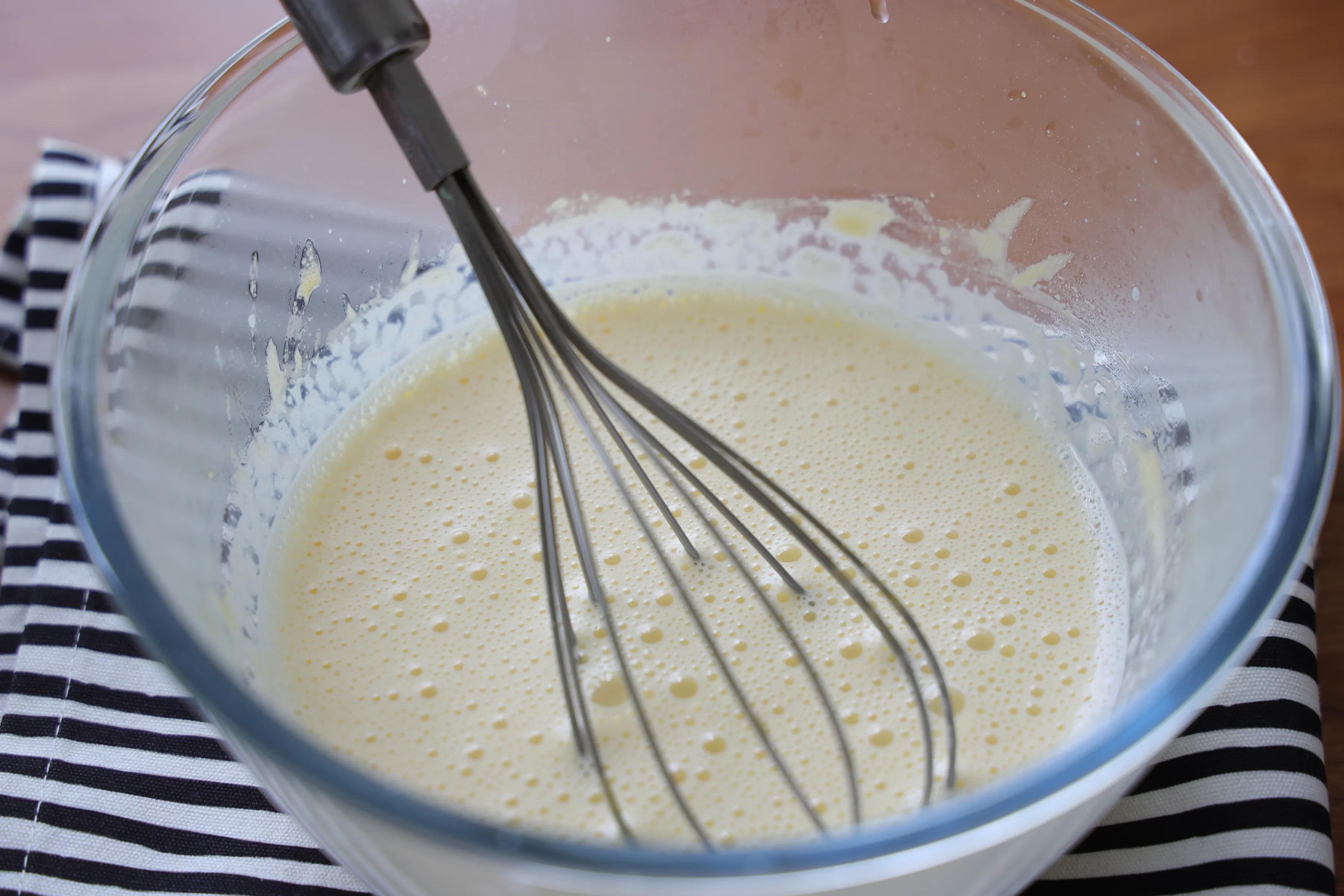 粉絲朋友點名要的網紅爆漿蛋糕，切第一塊的時候太治愈，味道超讚