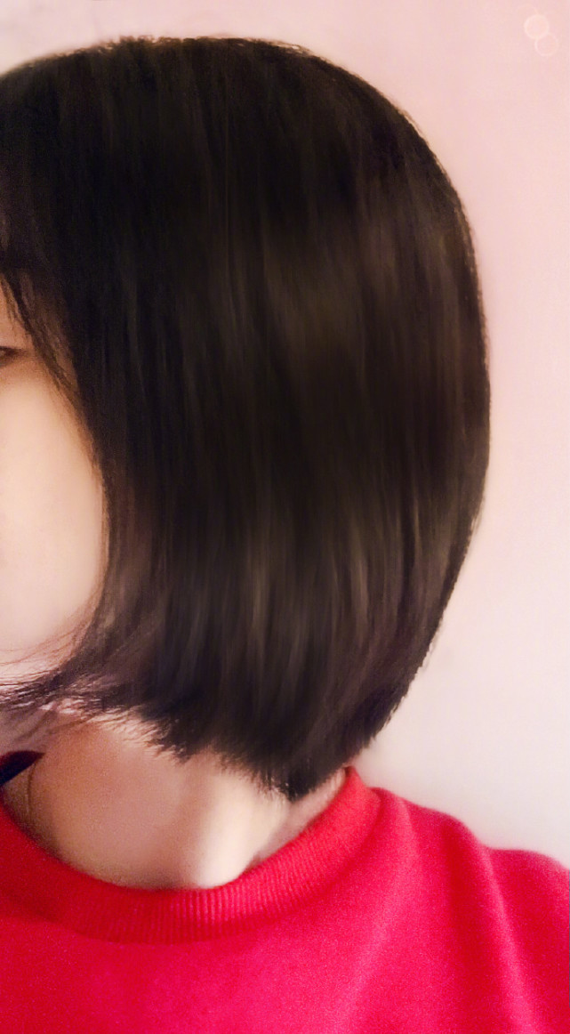 謝娜慶雙胞胎滿3歲，孕期不忘為女兒舉辦節目，跳跳俏俏近照超萌