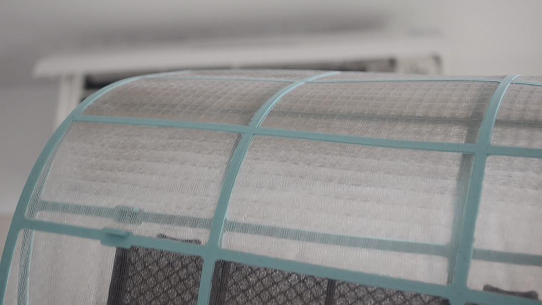 空調清洗不需要找師傅，教你清洗空調的簡單方法，省錢又省力