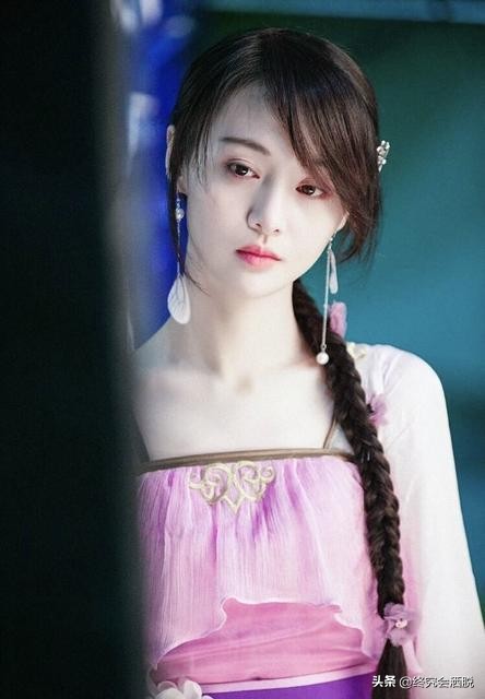 郑爽节目上讲上海男人搞不定，胡彦斌连发微博