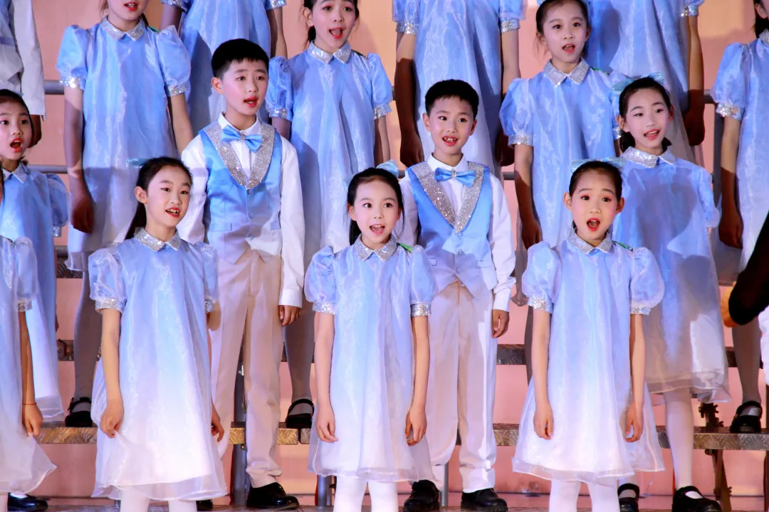 阳光下成长丨成都市双流区棠湖小学参加区第十三届中小学艺术节