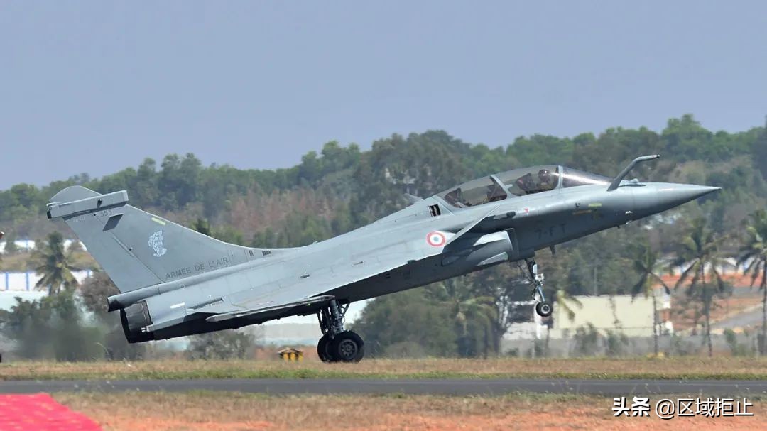 150架印度战机抵达边境，司令亲自驾机升空，扬