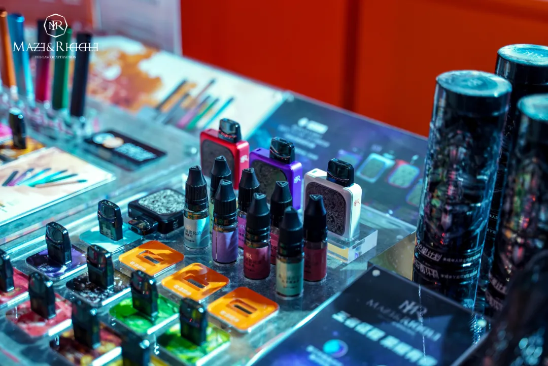一支电子雾化器,如何撬动化妆品线下门店的生意?