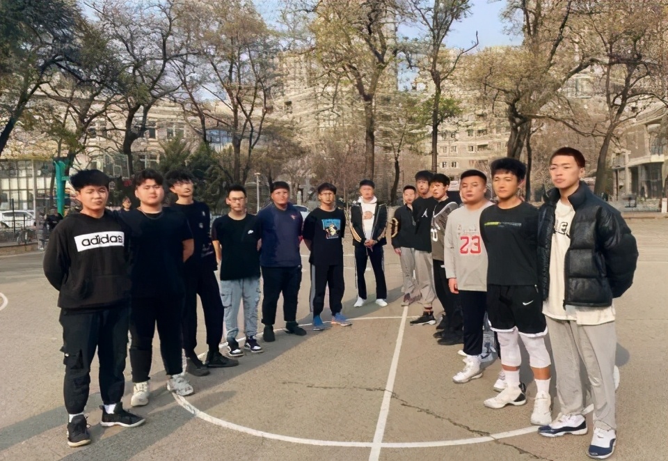 辽宁大学-中软国际定制班“篮”不住的青春 篮球友谊赛