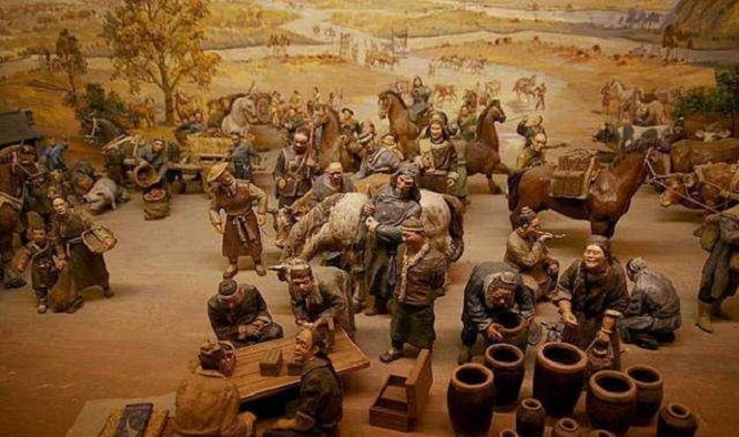 强权抑制下的西欧各国，是如何变成“地方自治