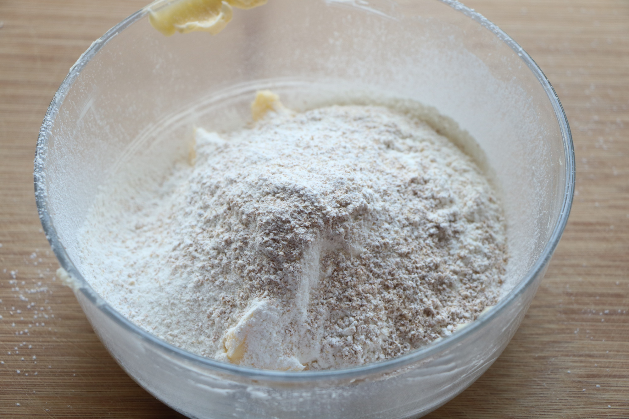 又香又脆，简单又好吃的全麦饼干，新手一看就会，出炉满屋飘香