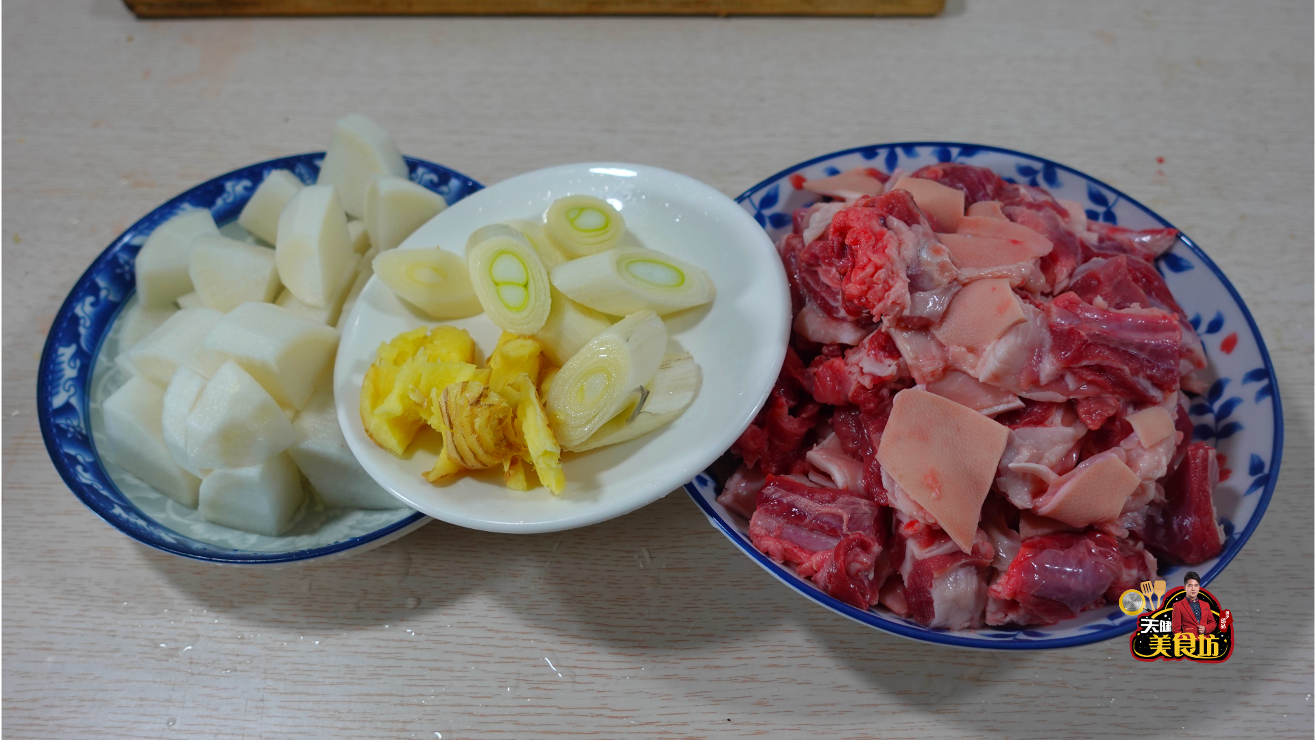 羊肉炖萝卜广东人都爱这样做，营养美味，汤鲜味美，做法还很简单