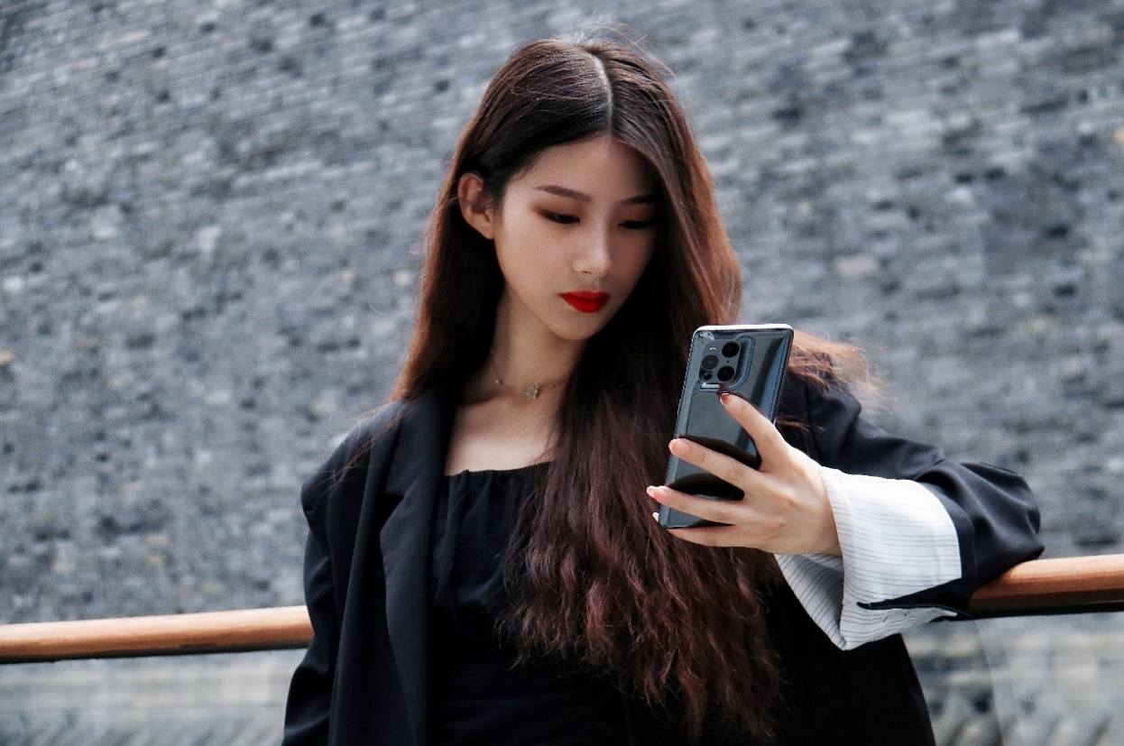 别问4K出头的OPPO Find X3 值不值得入手，用过才知道香不香