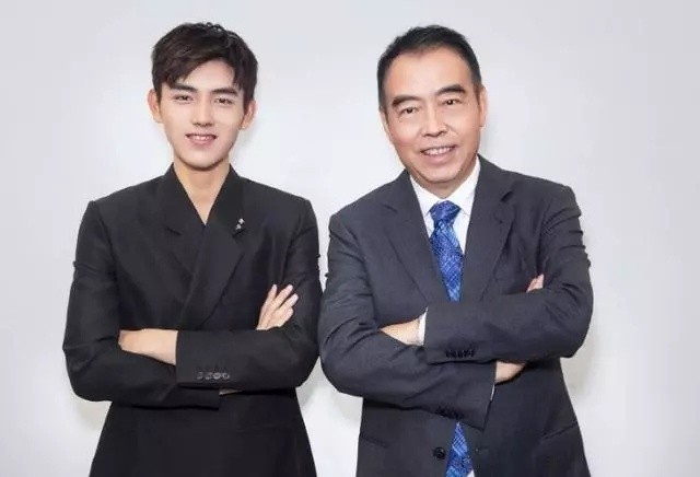 5位娱乐圈退改国籍的明星，谢霆锋正在办理中，陈飞宇7月已改回