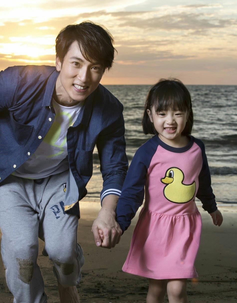 有種“女大十八變”叫吳尊女兒，《爸爸去哪兒》4年後，變成這樣