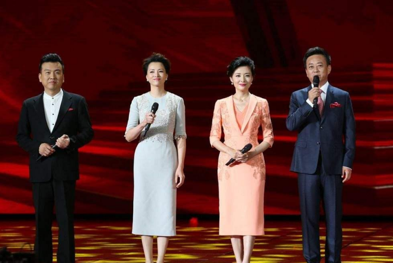 曝董卿周涛春晚有望搭档，两人的合作都能带来