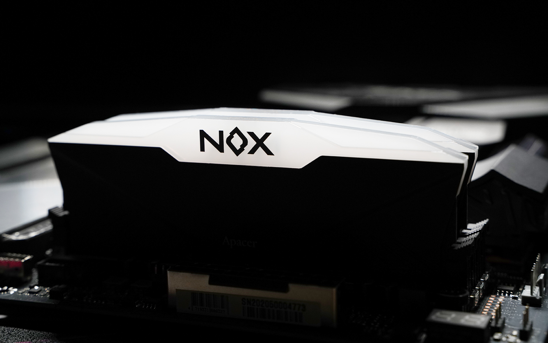 新一代2K光追游戏神器 映众RTX 3070冰龙超级版