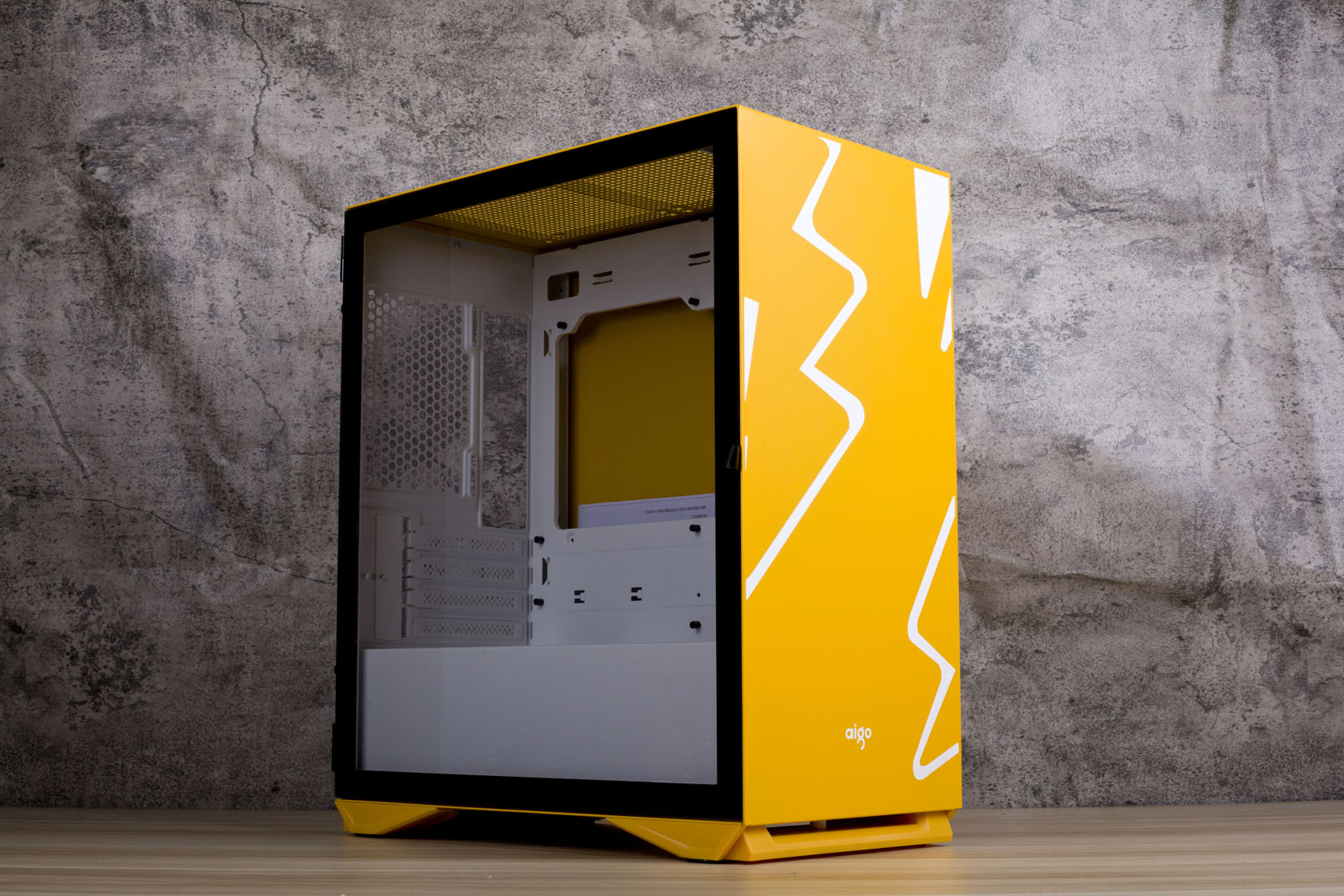 MATX机箱已成主流？爱国者YOGO M2打造桌面小钢炮