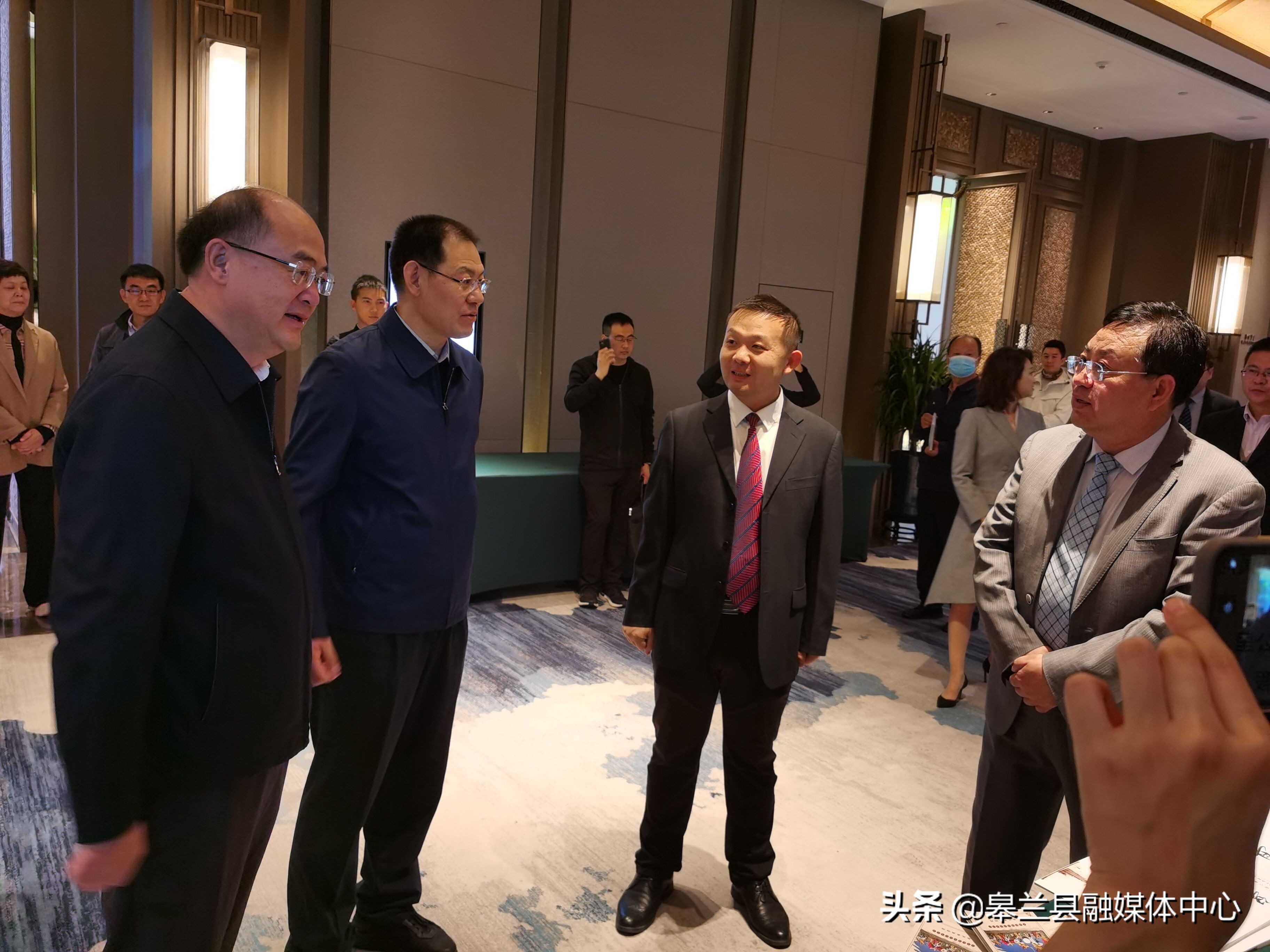 皋兰县委书记康石参加北丝路牵手南茶道一带一路兰州