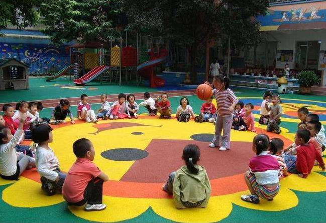 上公立和上私立的孩子，有啥不同？幼兒園老師直言：兩者差距明顯