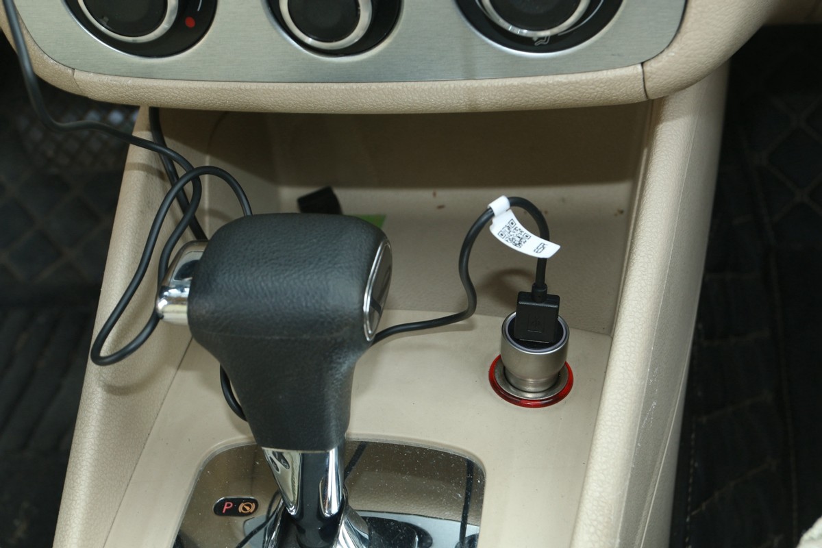 自驾游好帮手——ESR亿色车载无线充电器深度测评