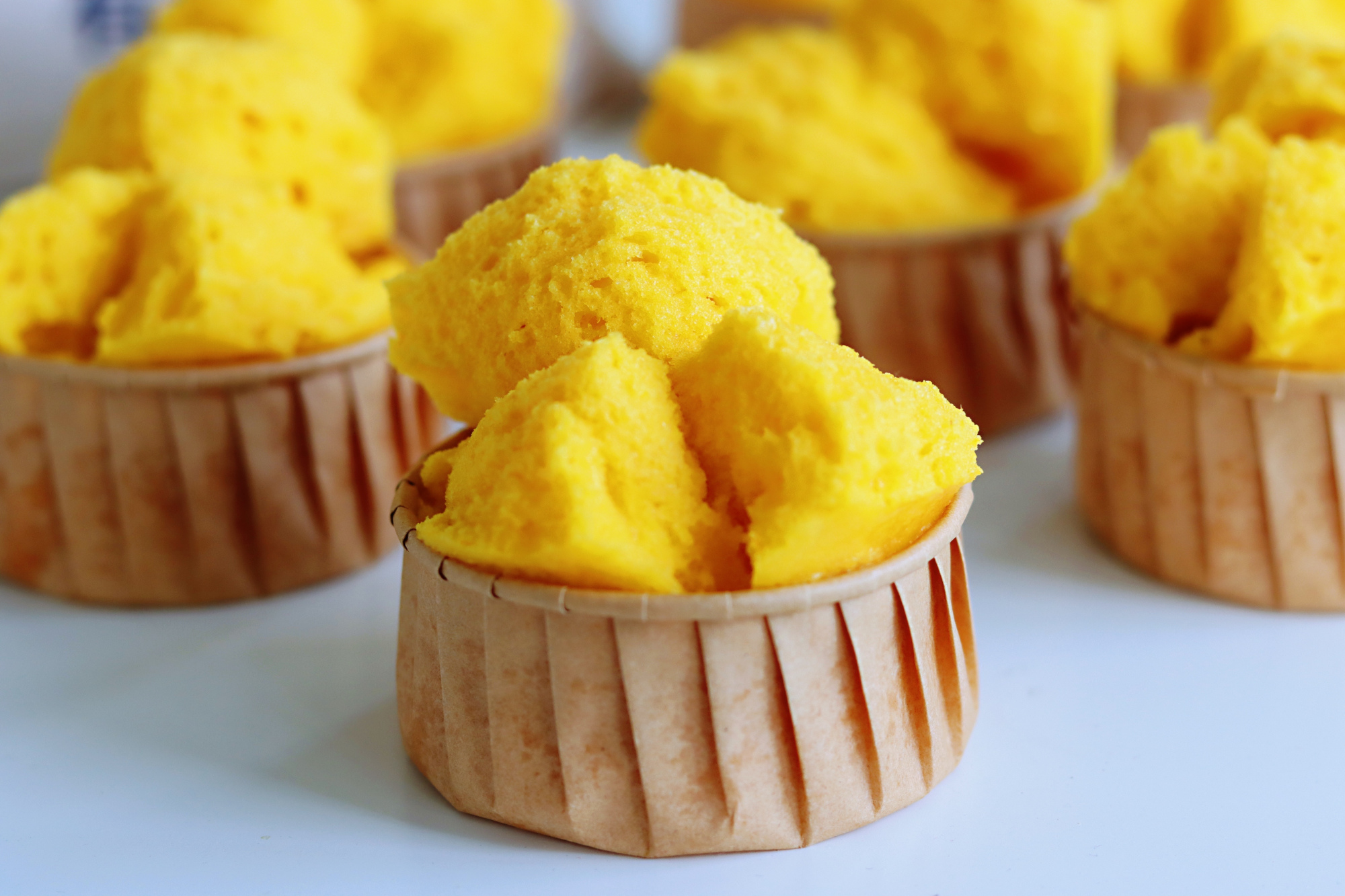 女人要多吃它，鬆軟香甜又養顏，不用揉麵，個個開花，比蛋糕好吃