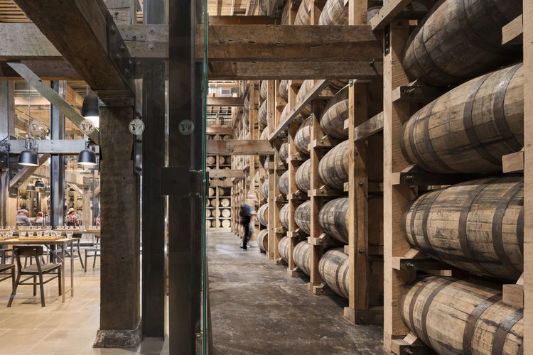 美国最古老的威士忌酒厂之一：杰克丹尼的新奇体验