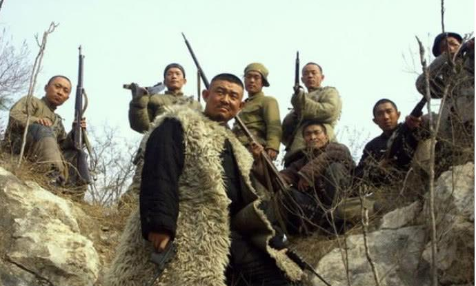 1937年，周恩来劳山遇刺，副官陈友才扮替身牺牲，死时身中20刀