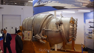 俄公开展示雅克-41尾喷管，该机密是如何被F-35B抄袭的？