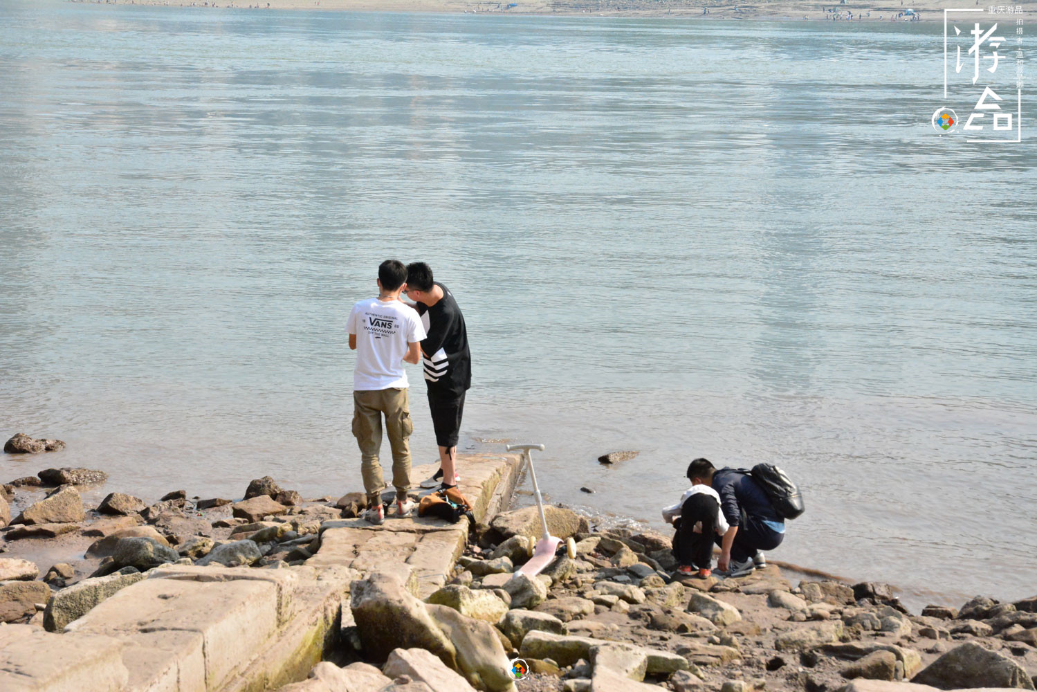 低配版重庆两江游，5元一客的水上巴士，从朝天门到弹子石