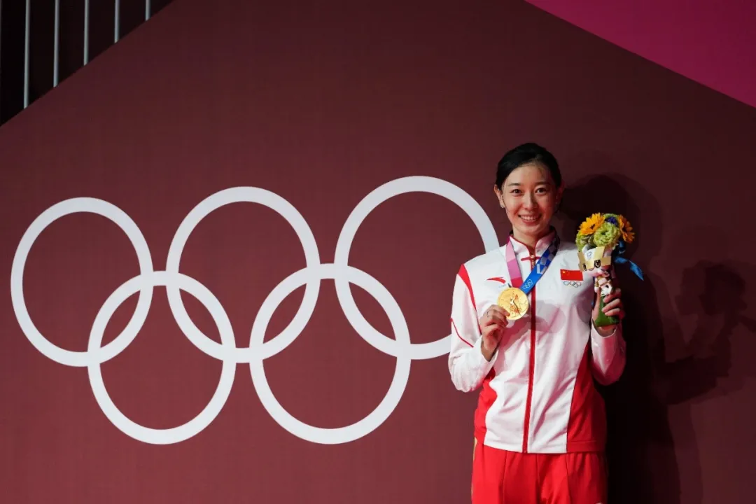 温暖与炽热：寿全斋签约新科奥运冠军，瞄准亿万觉醒的中国女性