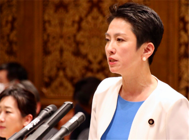 日本未来的首位华裔女首相？让安倍头疼的莲舫是何来历？