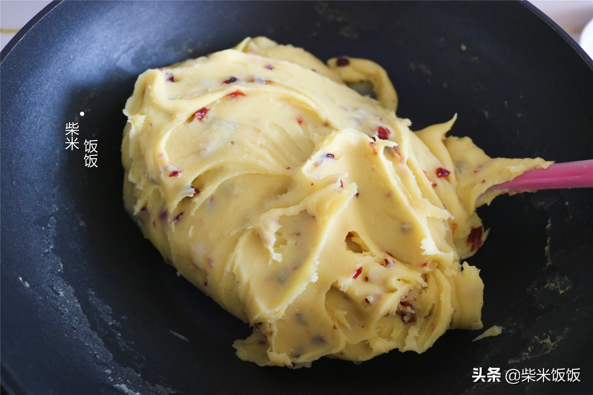 夏天吃它正当时，蒸一蒸，炒一炒，细腻松软，清凉又解暑