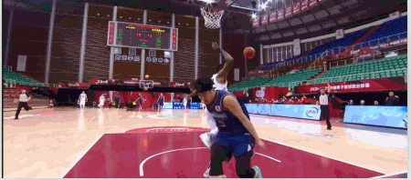 Not case Liaoning head beautiful, 16+2+2 of half of a game or contest! Zhang Zhenlin have holidays by turns, accompany mom to watch battle warmth