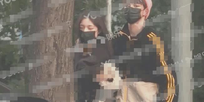 R1SE夏之光恋情疑似被曝光，女方被指钟丽丽，不知有没有报备