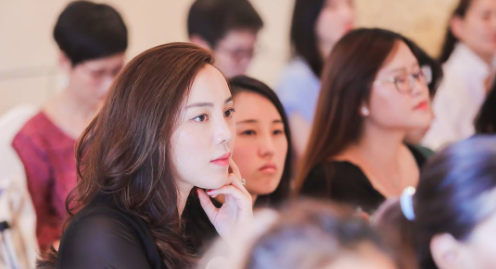 “为什么越来越多女性选择创业？”努力赚钱才是生活的底气和资本