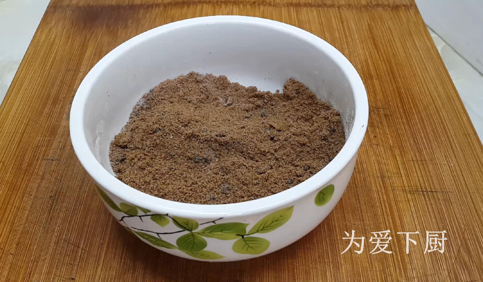 在家面粉别炸油条了，开水一烫，比蛋糕烧饼还香，真的非常美味