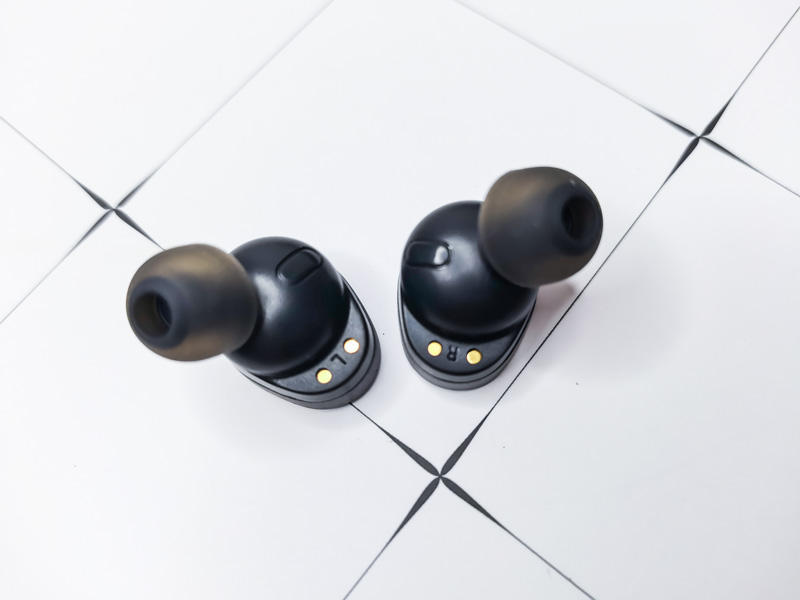 预算300就能入手的AirPods平替？唐麦W5入耳体验