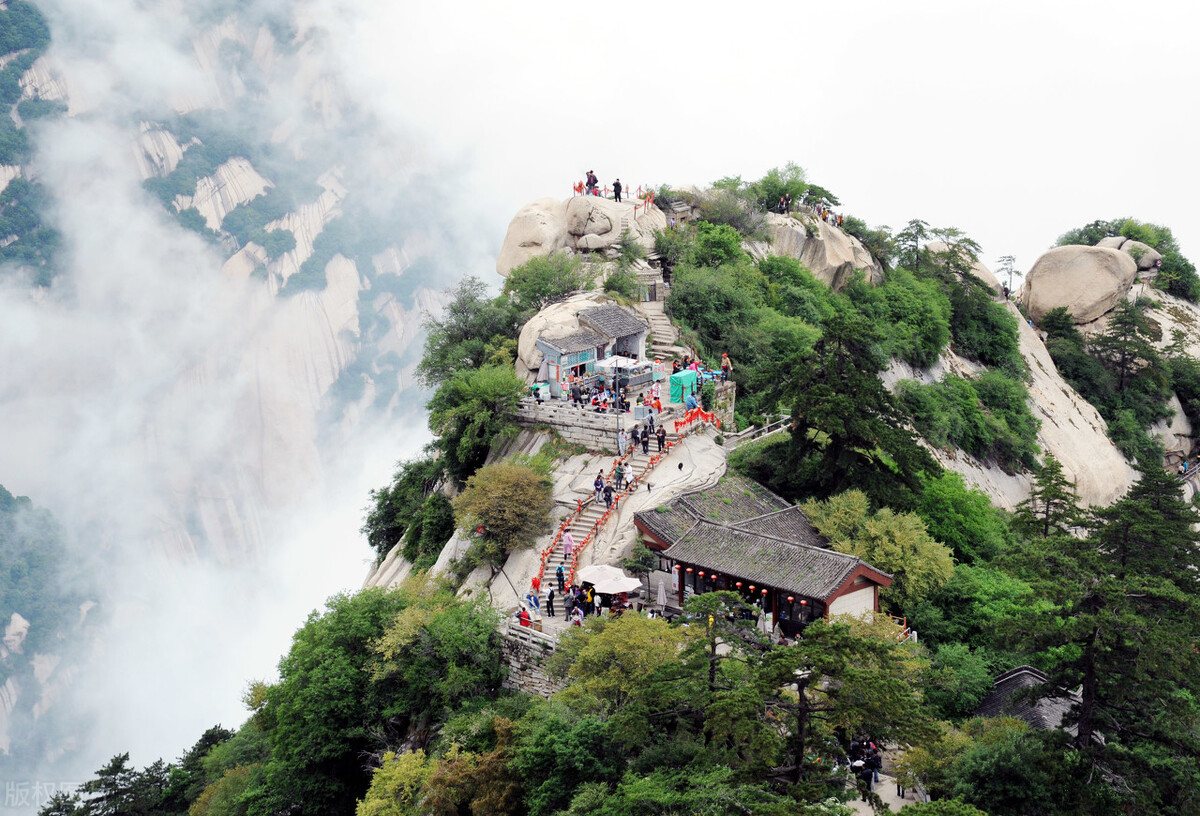 中国最险峻的5座山峰，你们都去过吗？腿软不？