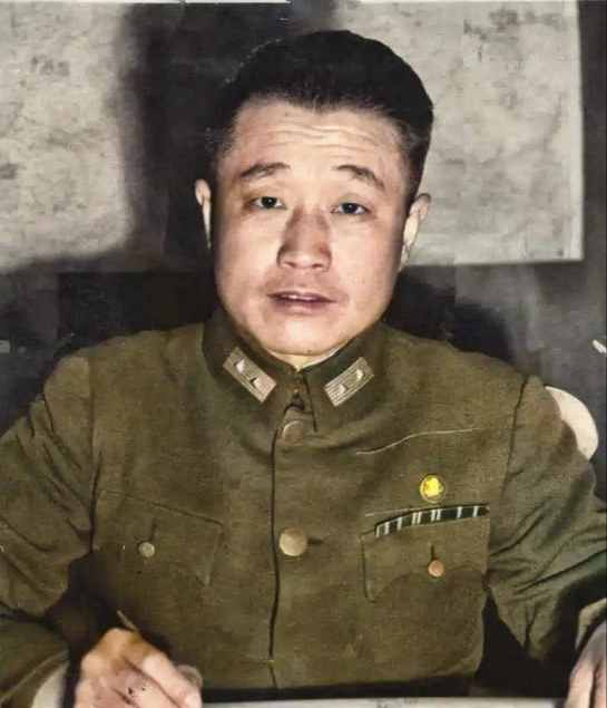 杨振宁称杜聿明为“杜先生”，周总理急忙纠正：应该叫岳父大人