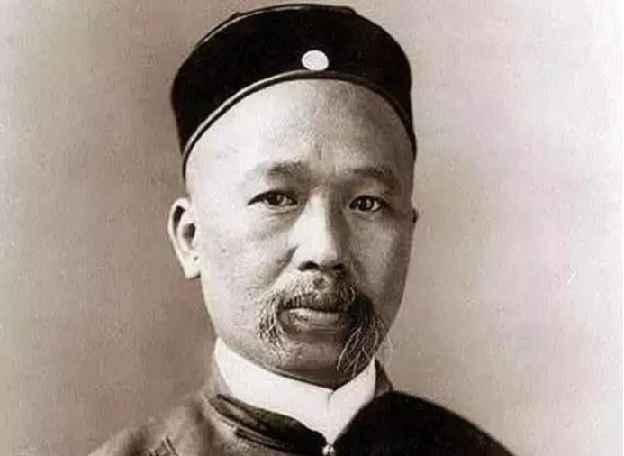 誰是告密者？從法華寺密談到六君子被殺，真是袁世凱告的密嗎？