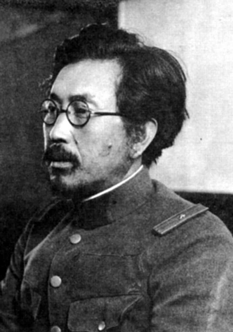 疑点重重！美国军医硬闯德特里克堡被击毙，病毒基地要藏不住了？
