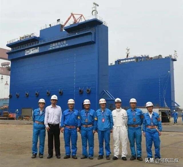 江南巨型浮船坞下水，003型航母或于9月进入总装阶段