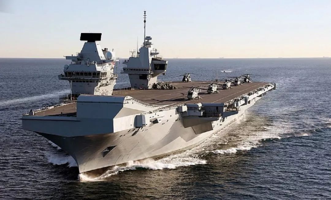 漏成水帘洞！英国新母刚服役就出事，还想甩锅