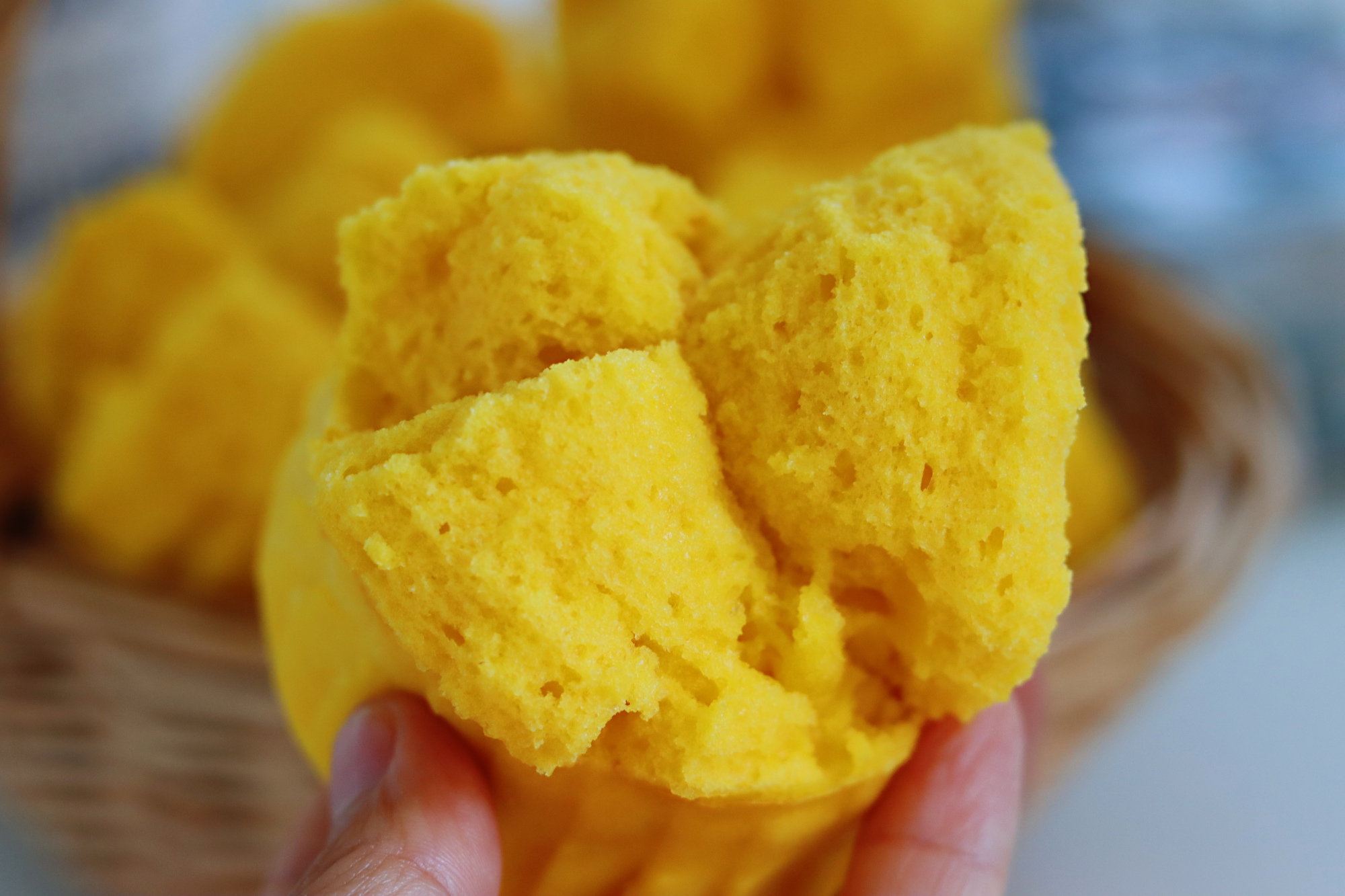 女人要多吃它，鬆軟香甜又養顏，不用揉麵，個個開花，比蛋糕好吃