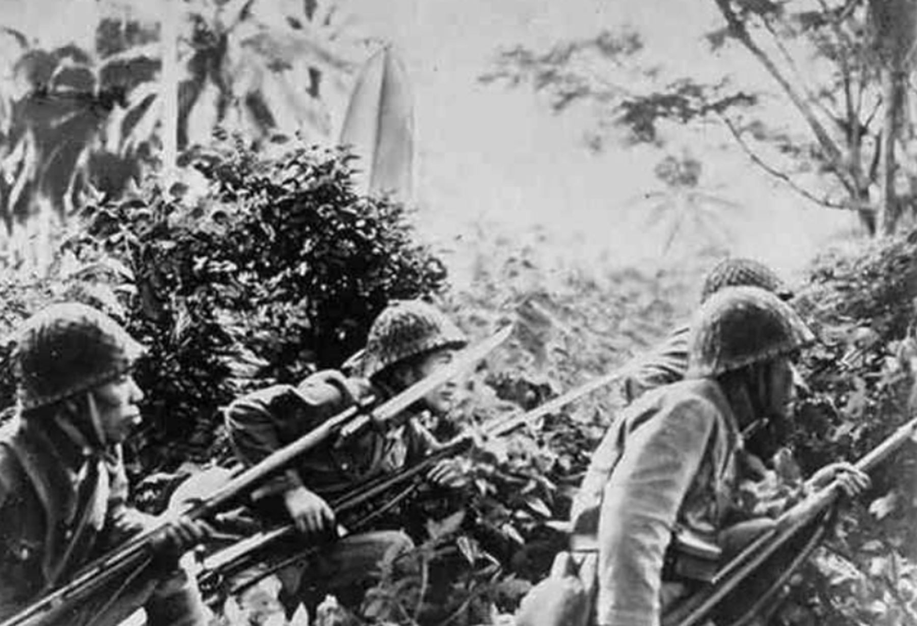 二战日军为何宁愿拼刺刀也不用冲锋枪？用冲锋枪，日本人死得更快