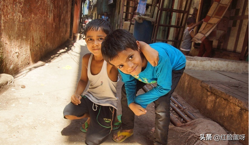 带你走入印度首富穆克什·安巴尼的豪华生活