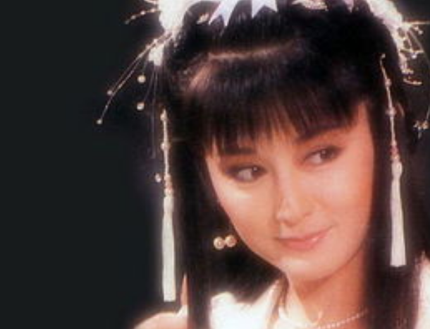 谁说年老女演员无戏可拍？50岁潘迎紫演少女，今71岁美得像芭比