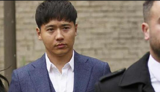 高云翔发文为女儿小酒窝庆生，为求董璇复婚大