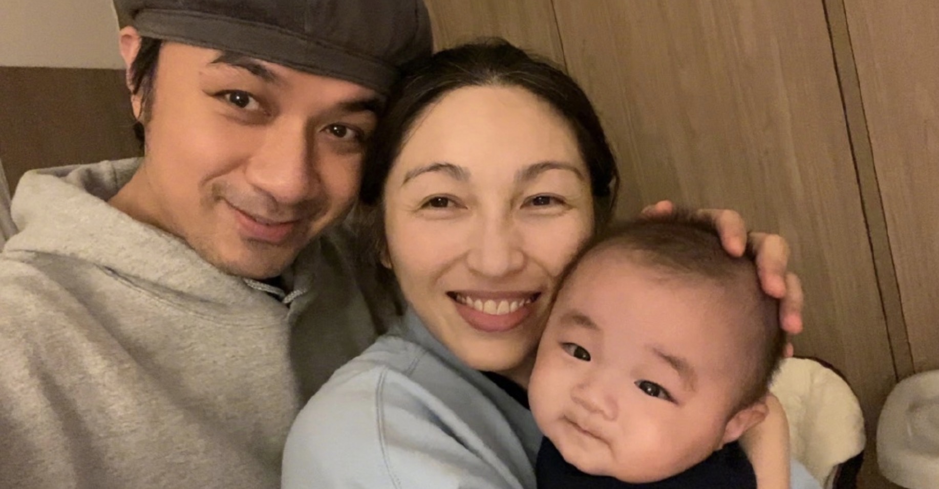 容祖儿晒合影，称古巨基是二十四孝爹地，为儿子健康一整年未出门