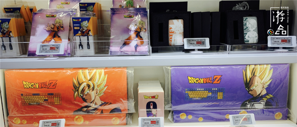 西南首家苏宁极物就在重庆，在地图上都找不到，藏在这个新地标里